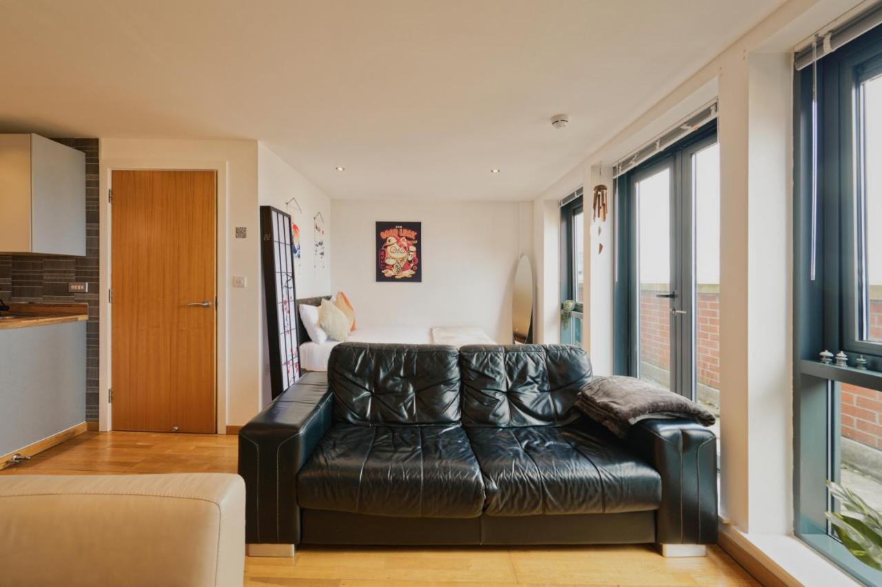 Sidemersey Livings- Convenient 1-Bedroom Flat With A View, Central Liverpool Eksteriør bilde