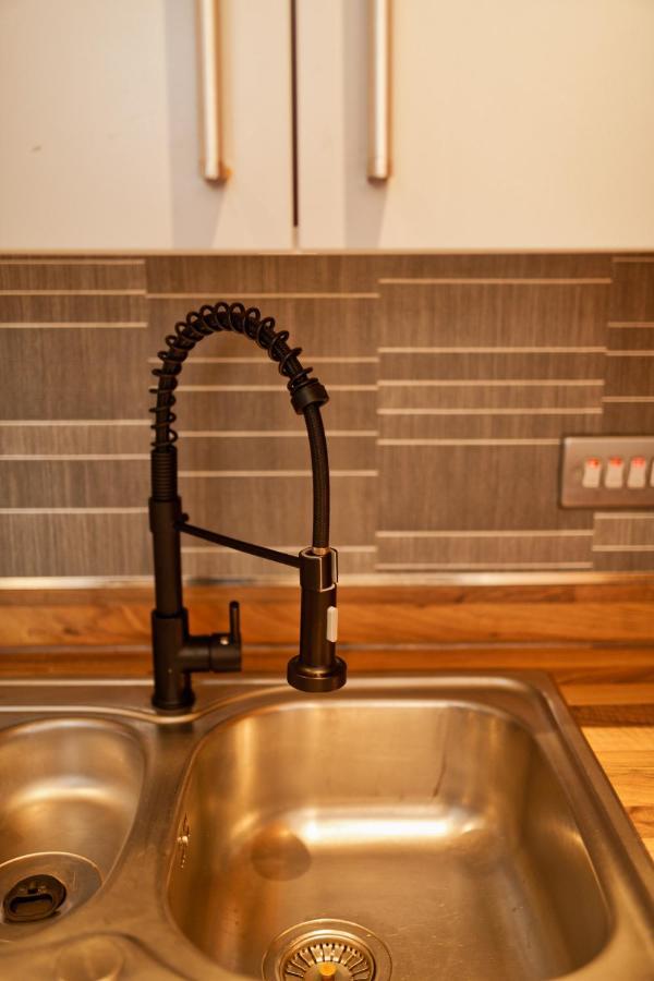 Sidemersey Livings- Convenient 1-Bedroom Flat With A View, Central Liverpool Eksteriør bilde